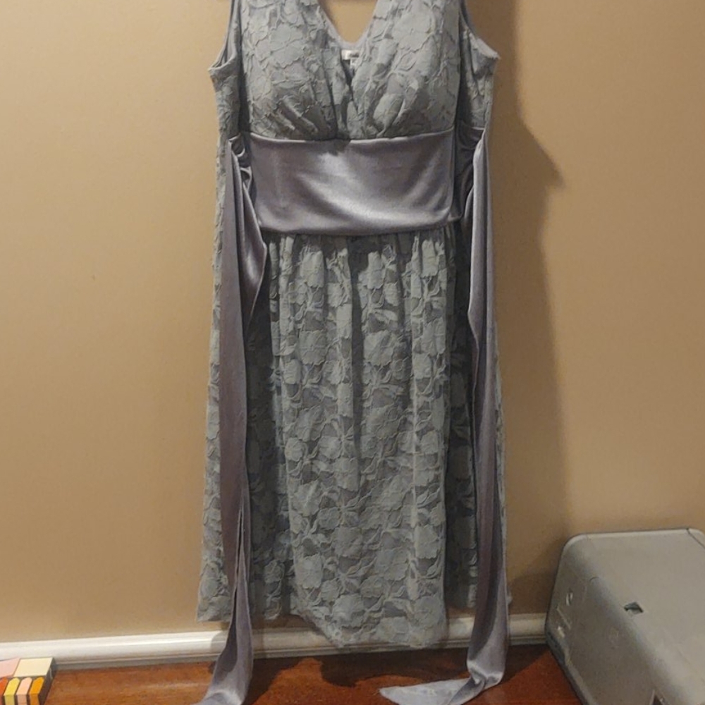 Grey Lace Mid Thigh Dress
